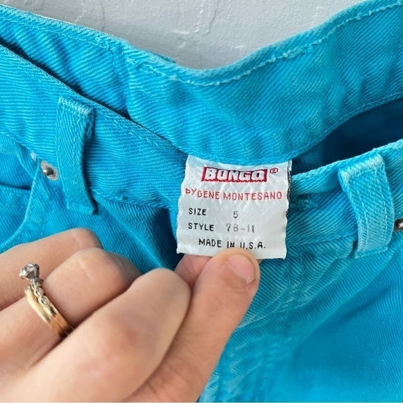 Bongo Vintage Blue Denim High Waisted Mom Shorts Size 5 - Picture 9 of 15